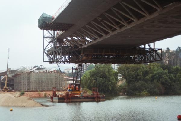 Puente Europa — 4
