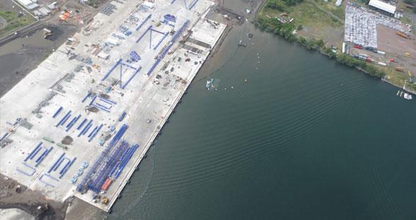 Muelle en Puerto Quetzal — 2
